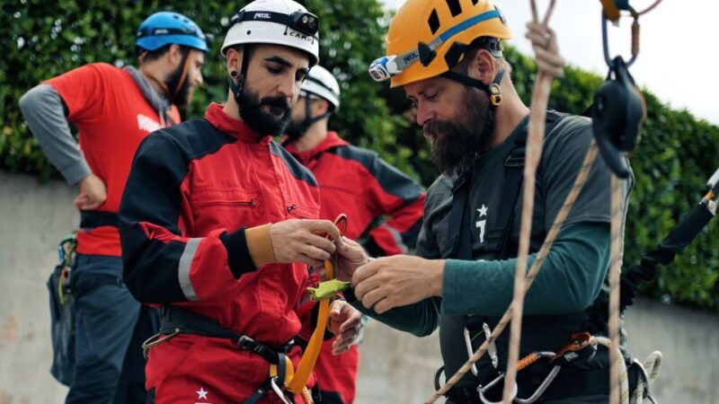 tunnel-abseiling-plus-tour-the-underground-2