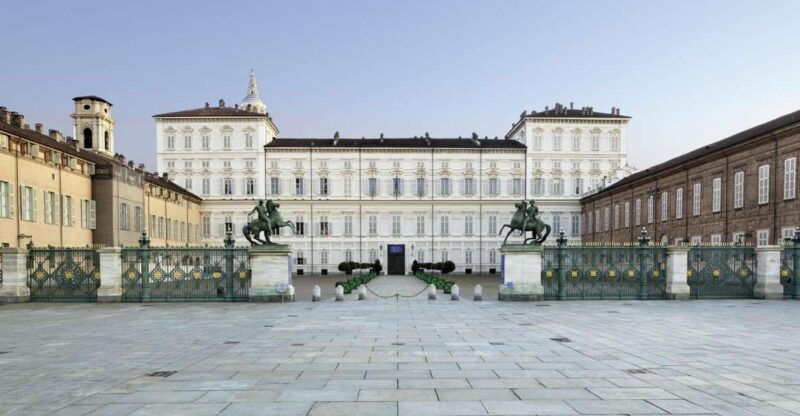 turin-2-hour-palazzo-reale-tour