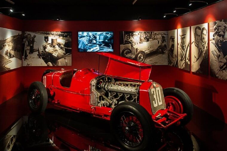 turin-24-48-hour-hop-on-bus-national-automobile-museum