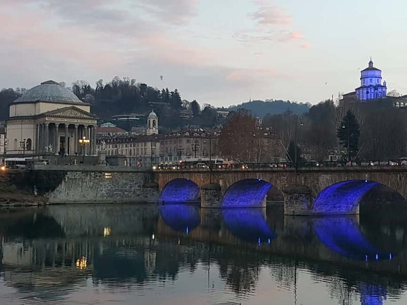 Turin: City Highlights Guided Bike Tour - The Practicalities: Bikes, Safety, and Group Size