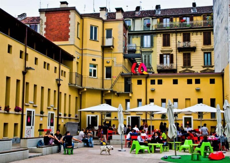 Turin Guided Bar Crawl in the Old Town - Key Points