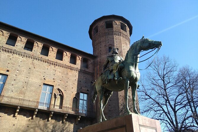 turin-highlights-private-walking-tour-with-piazza-castello-and-piazza-san-carlo