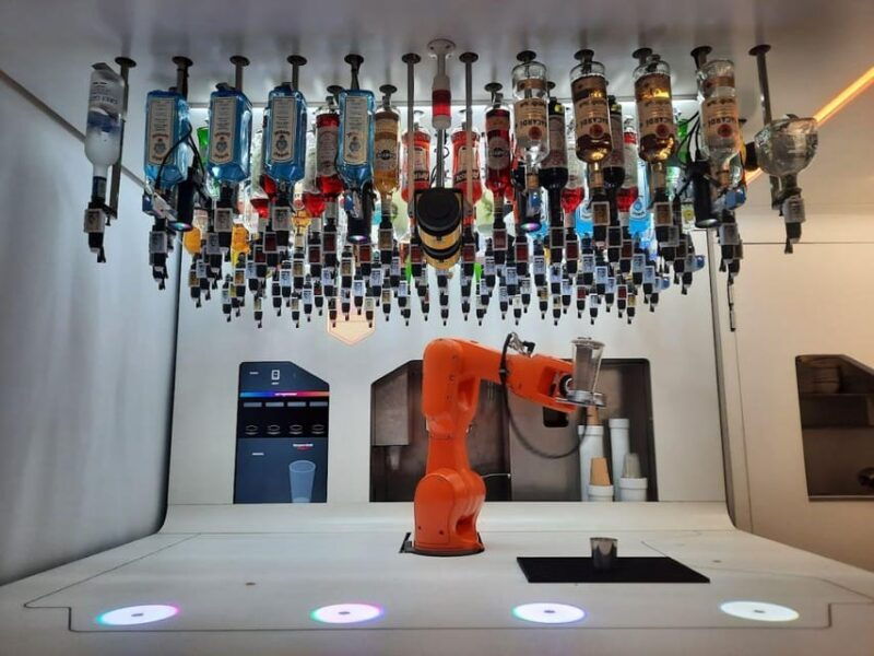 turin-robotic-aperitivo-experience-with-1-drink