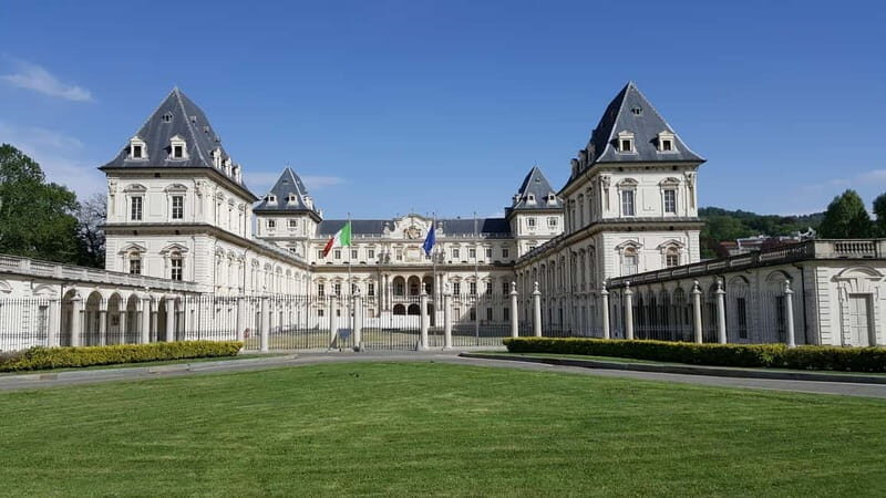 Turin: Royal Palace, Chapel and Armory Private Tour - Key Points