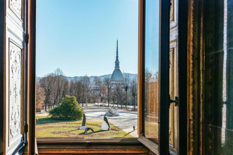 turin-royal-palace-city-tour-guided-experience