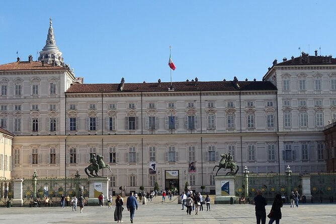 turin-royal-palace-guided-experience-2