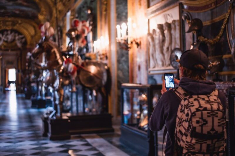 turin-savoy-royal-palace-small-group-guided-tour