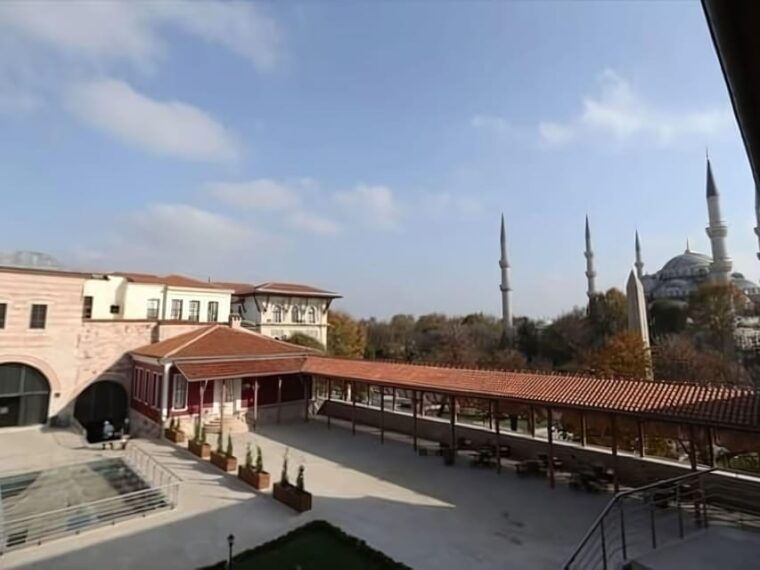 turkish-and-islamic-arts-museum-entry-ticket-audio-guide