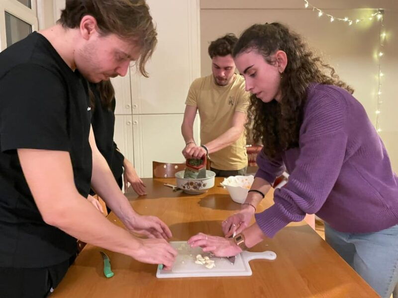 turkish-tapas-meze-cooking-for-beginners-in-istanbul