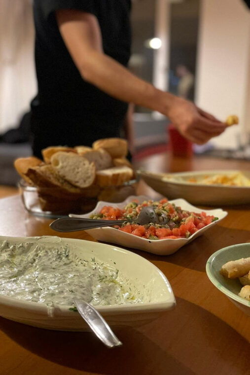 turkish-tapas-meze-cooking-for-beginners-in-istanbul