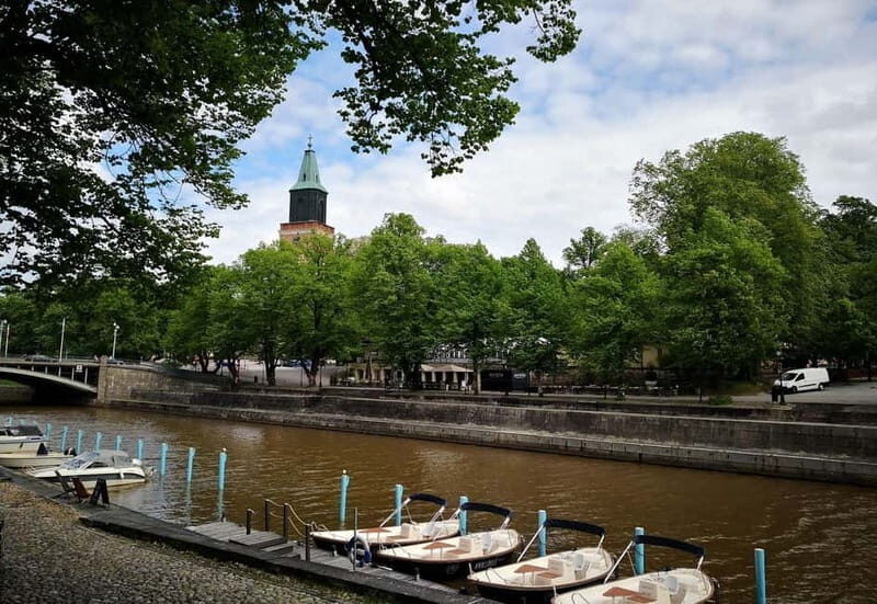 Turku: Afternoon Tea and Guided Walking and Boating Tour - Exploring Turku: The Land and Water Journey