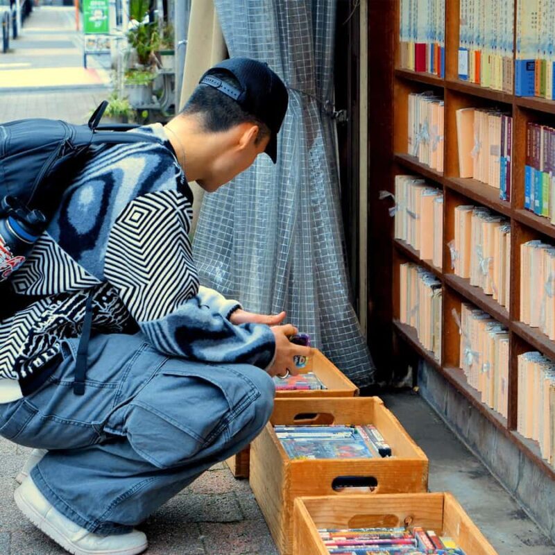 Turn the Pages of Jimbocho: Tokyos Book Town - A Deep Dive into the Jimbocho Tour Experience
