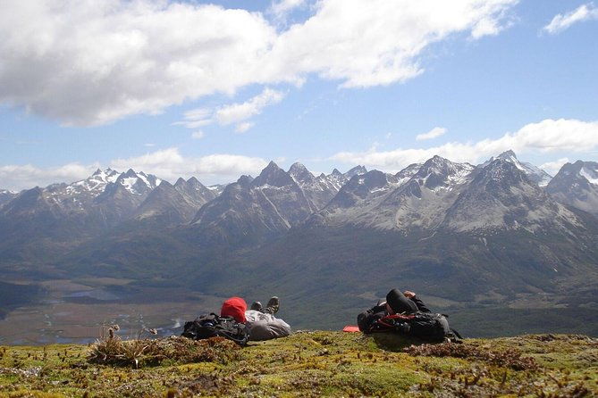 turquoise-lagoon-and-carbajal-hill-trekking-from-ushuaia