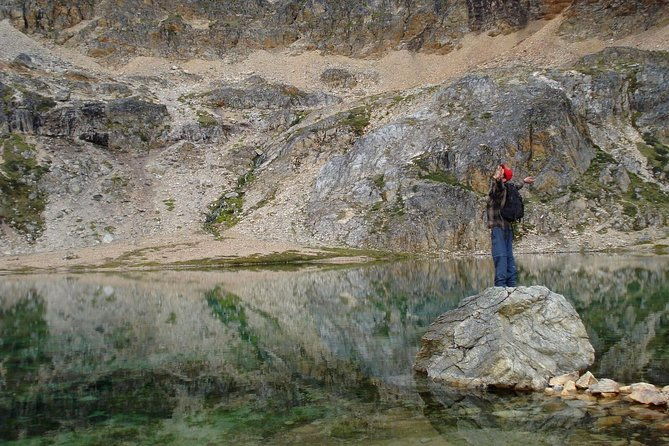 turquoise-lagoon-and-carbajal-hill-trekking-from-ushuaia