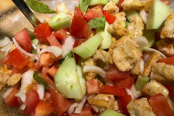 tuscan-cooking-class-in-an-art-gallery-in-florence