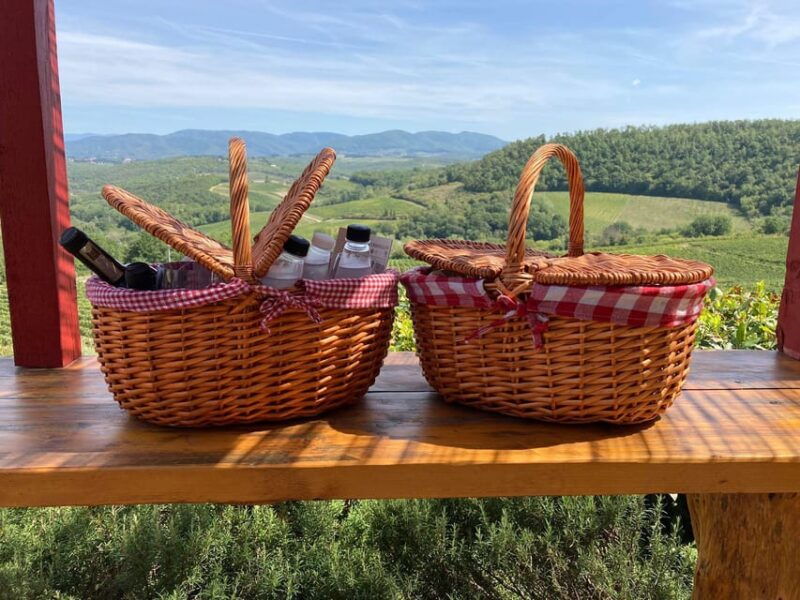 tuscan-hills-tour-in-e-vespa-pic-nic-local-guide