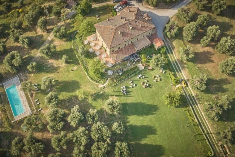 tuscany-3-days-as-a-winemaker-in-wine-resort-with-pool