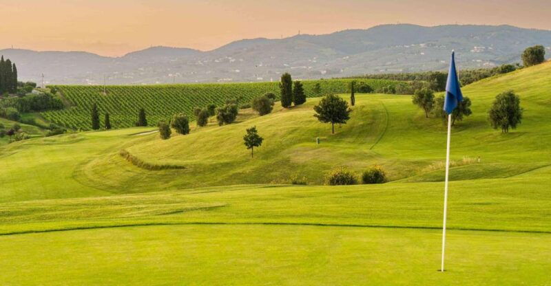 tuscany-half-day-golf-activity-in-tuscany