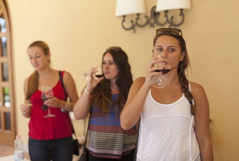 tuscany-horseback-riding-adventure-with-lunch-in-a-winery