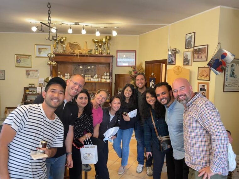 tuscany-truffle-hunting-experience-with-tasting