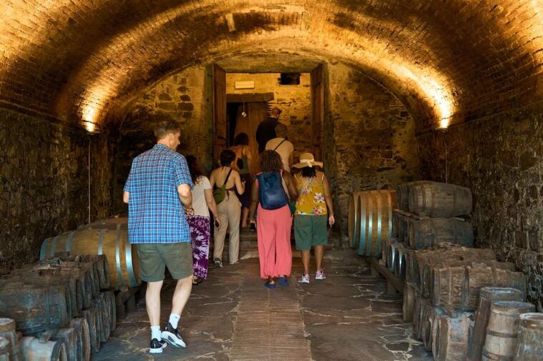 tuscany-wine-trail-full-day-guided-tour