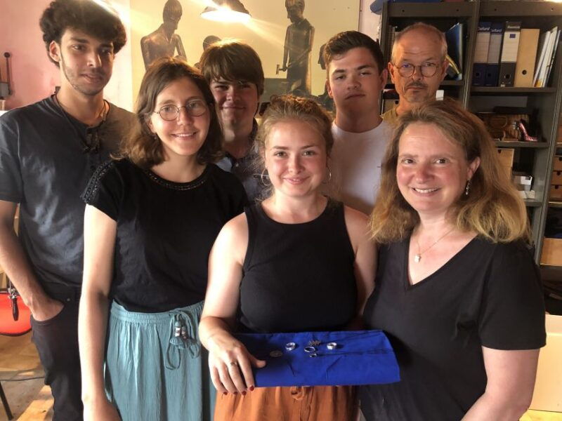 tuscanyhighlight-create-your-own-jewelry-in-an-artclass