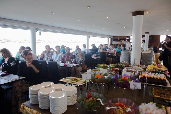 Twilight Dinner Cruise Along Chao Phraya River in Bangkok - An In-Depth Look at the Experience