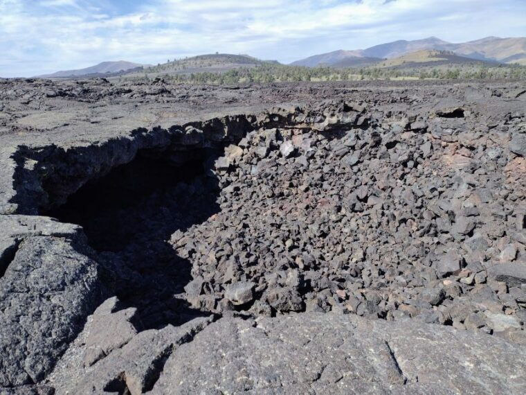 twin-falls-craters-of-the-moon-full-day-tour-with-lunch