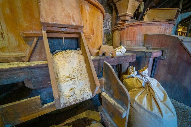 twin-ticket-casa-de-los-balcones-molino-de-gofio-del-hoyo