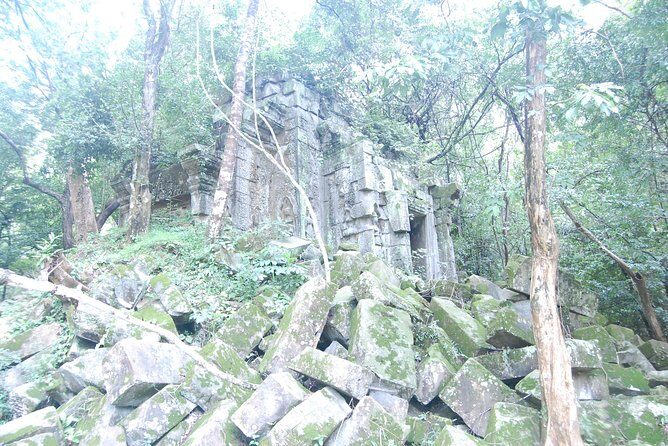 Two Days Angkor Wat Park-Beng Mealea and Kampong Phluk Village - Who Would Love This Tour?