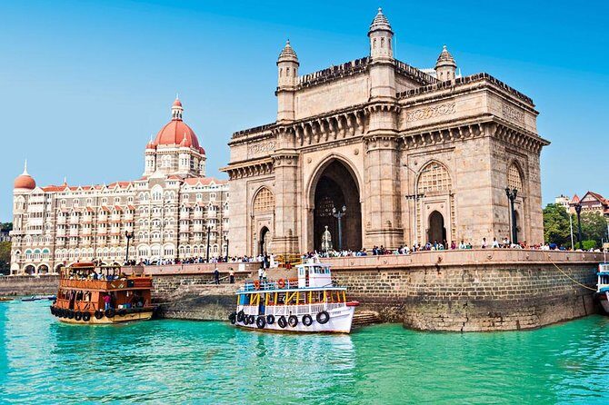 Two Days Mumbai Tour Package : City + Slum + Elephanta + Market - Key Points