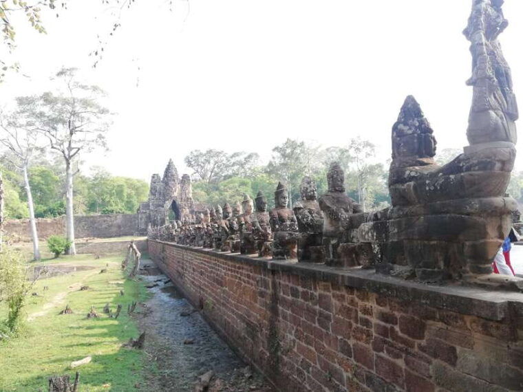 two-days-tour-angkor-complex-banteay-srei-and-kulen-hill