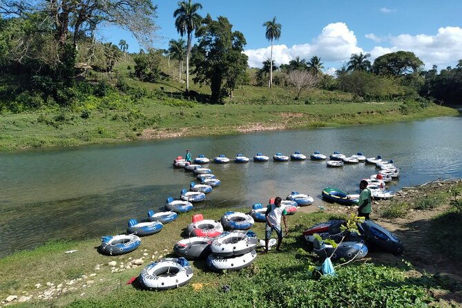two-hour-adventure-on-a-tubing-along-the-yasica-river