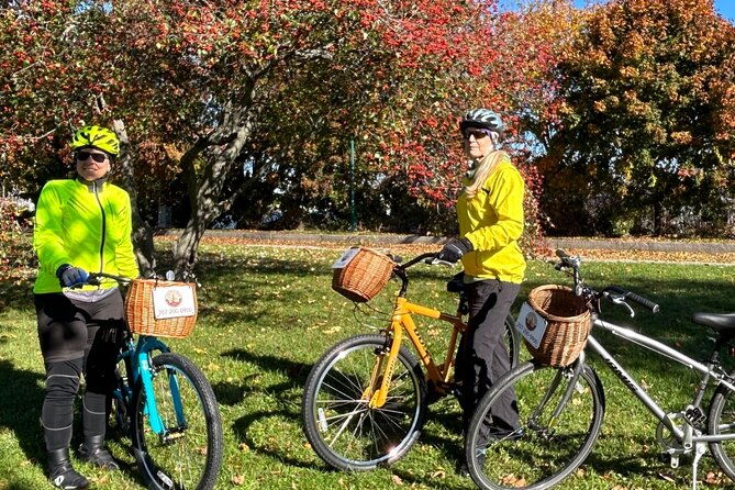 two-hour-lighthouse-bicycle-tour-from-south-portland-mellow-2