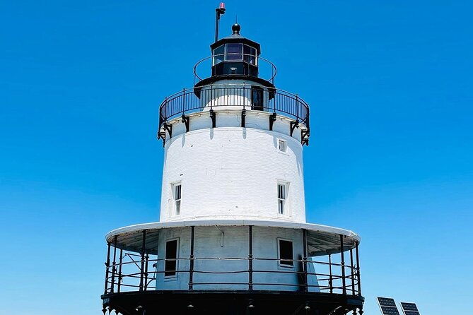 two-hour-lighthouse-bicycle-tour-from-south-portland-mellow-2