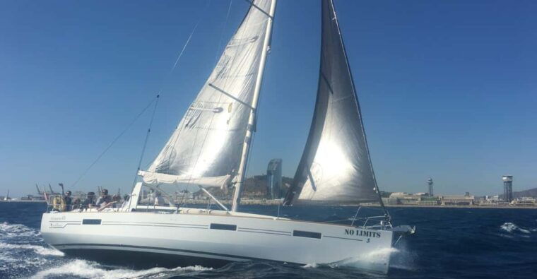 two-hour-luxury-sailing-experience-with-open-bar