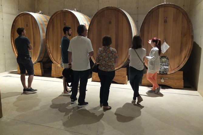 two-wineries-tour-with-wine-tasting-private-tour