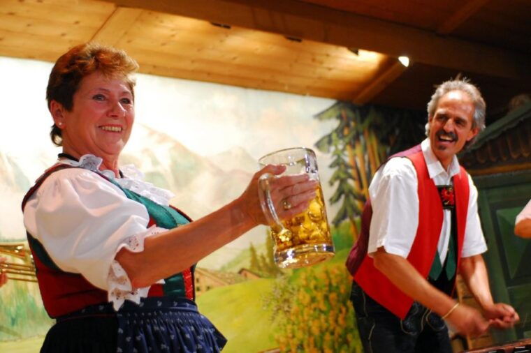 tyrolean-evenings-family-gundolf-in-innsbruck