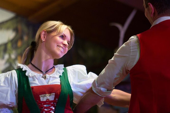 tyrolean-folk-show-ticket-in-innsbruck