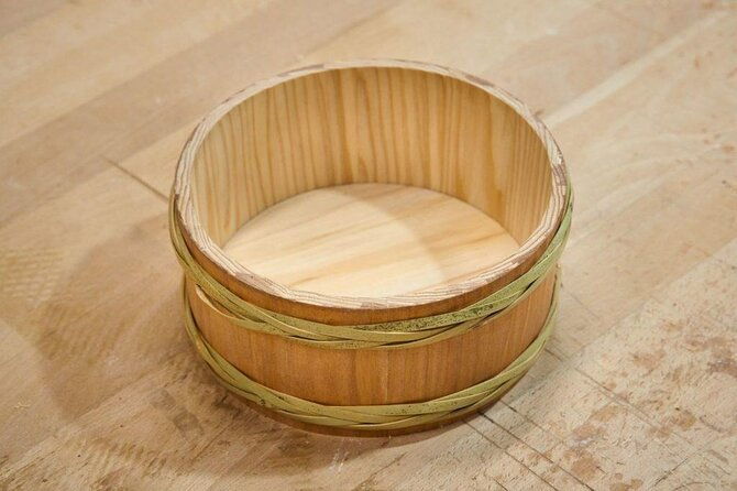 u-flat-wooden-tubs-workshop-in-hokuriku-region