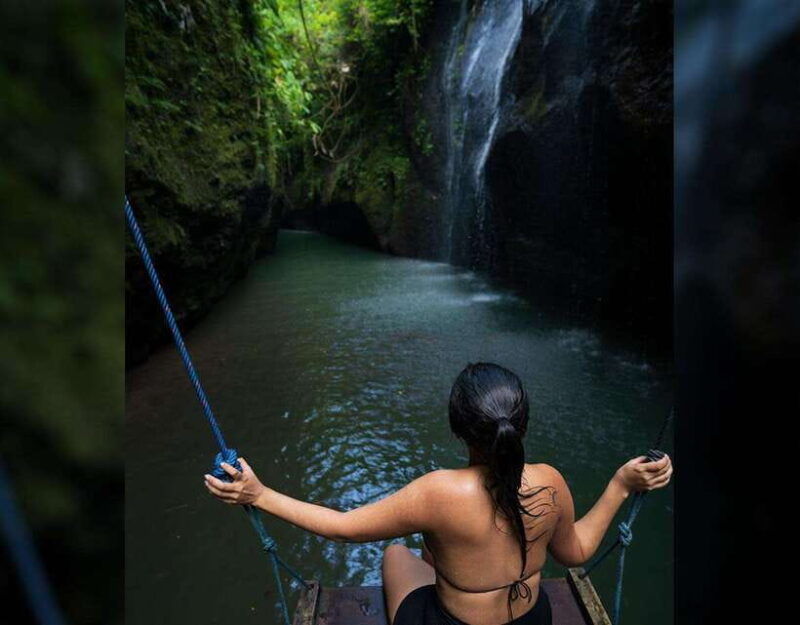 ubud-1-day-trip-tegalalangtemplegoarangrang-waterfalls