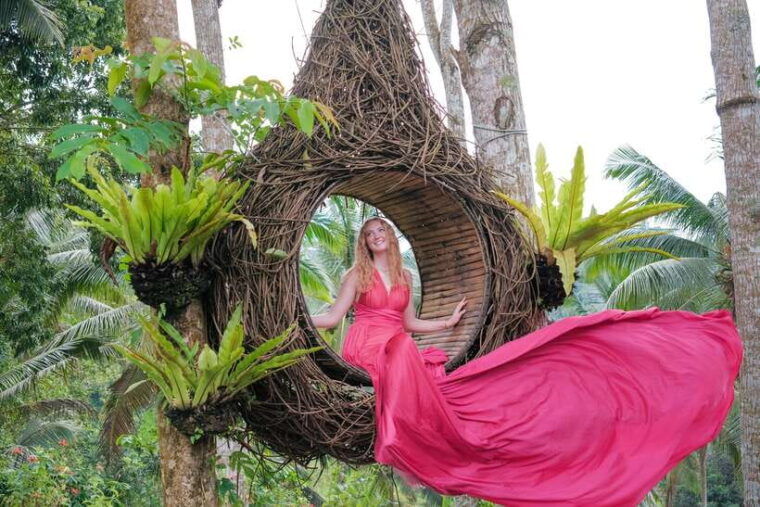 ubud-2-waterfalls-swing-monkey-forest-with-photographer