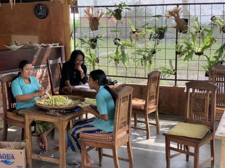ubud-3-hour-traditional-balinese-painting-class