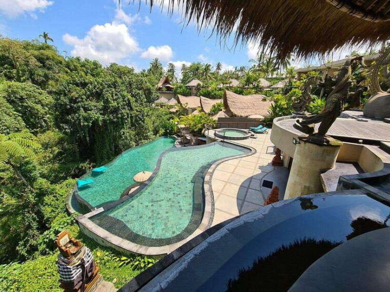 ubud-ankhusa-restaurant-dining-experience