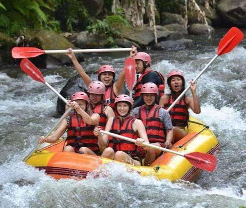 ubud-ayung-river-rafting-adventure-lunch
