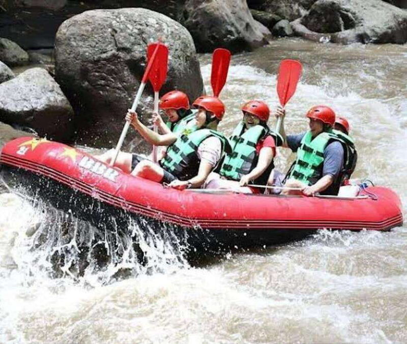 ubud-ayung-river-rafting-adventure-lunch