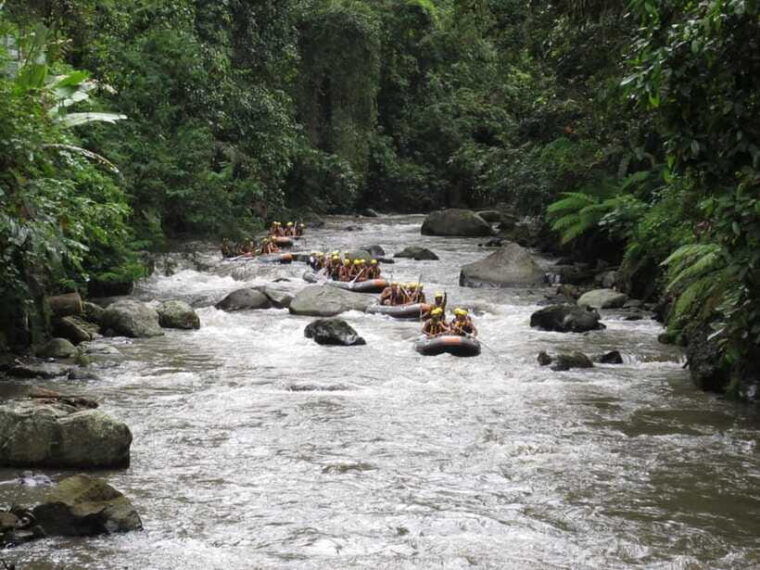 ubud-ayung-river-rafting-include-lunch