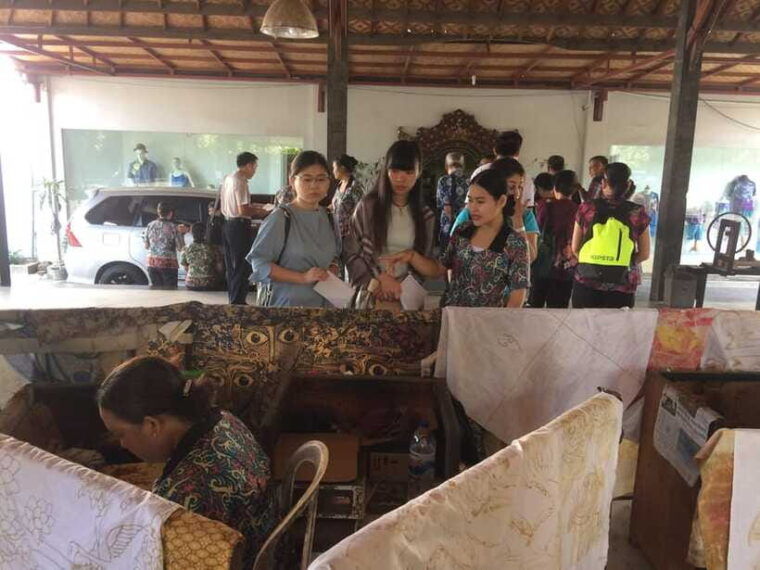 ubud-balinese-arts-hunting