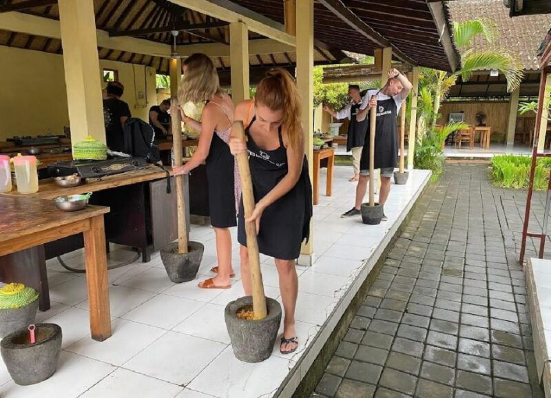 ubud-balinese-traditional-cooking-class-and-market