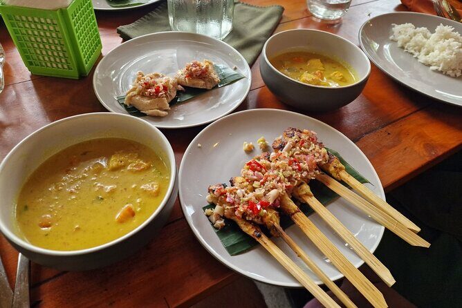 Ubud: Balinese Village Life, Organic Farm Dinner and Firefly Tour - Who Is This Tour Best Suited For?